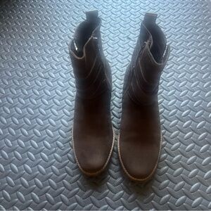 Earth Light Brown Woodland Hayley Suede Boot - Women